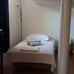And Zvjezdana * 赫瓦尔