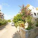 And Zvjezdana *