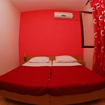 Appartement Apartments&rooms Zvjezdana