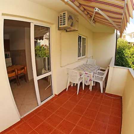 And Zvjezdana Apartment