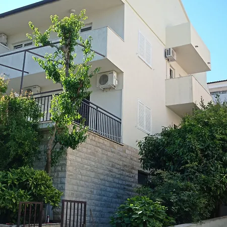 Apartments&rooms Zvjezdana