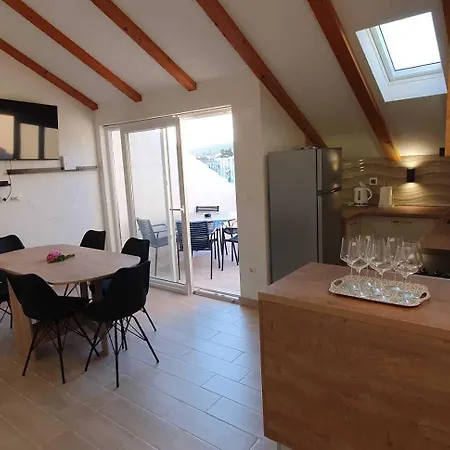 And Zvjezdana Apartman