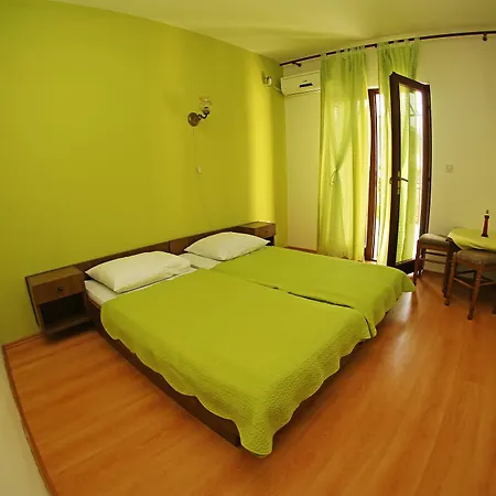Apartment And Zvjezdana