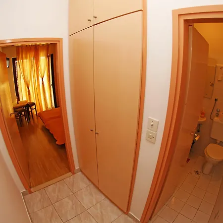 And Zvjezdana Apartment *
