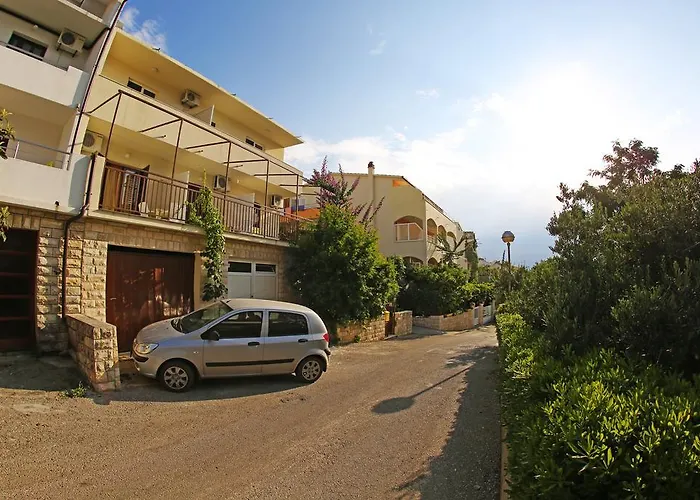 And Zvjezdana Apartment *