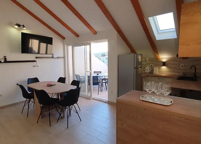 And Zvjezdana Apartment *