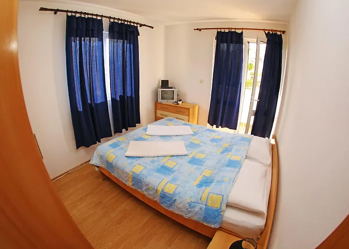 And Zvjezdana Apartment Hvar Town