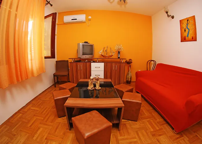 And Zvjezdana Apartment Hvar Town