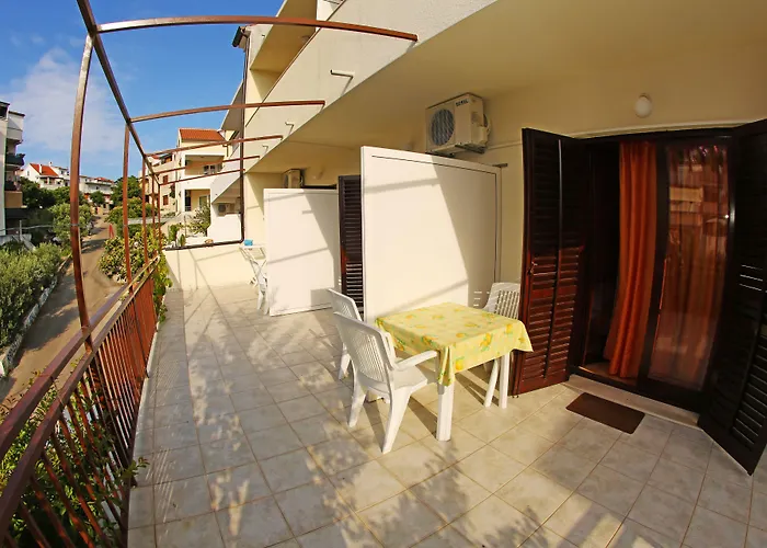 Apartment And Zvjezdana Hvar Town