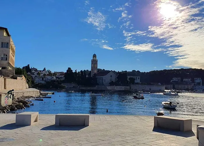 And Zvjezdana Apartment