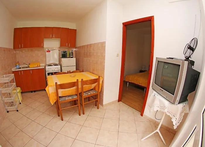 And Zvjezdana Apartment