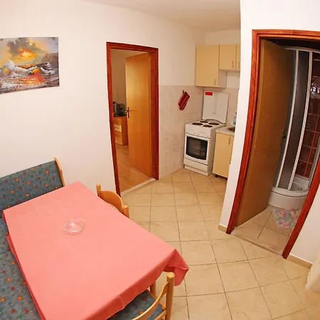 And Zvjezdana * 흐바르